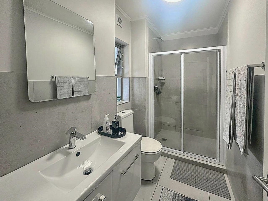 To Let 2 Bedroom Property for Rent in Century City Western Cape